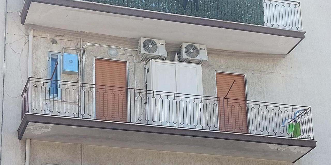 Marina Apartments Ταράντο Εξωτερικό φωτογραφία