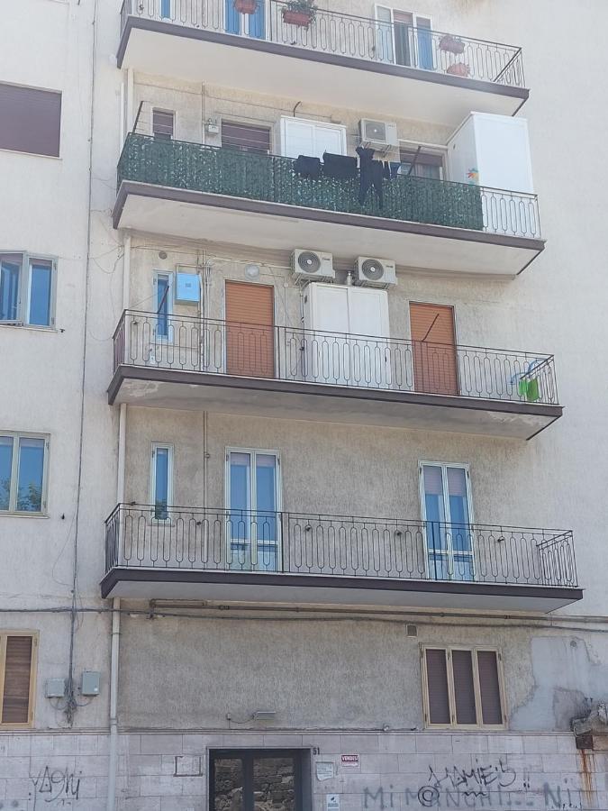 Marina Apartments Ταράντο Εξωτερικό φωτογραφία